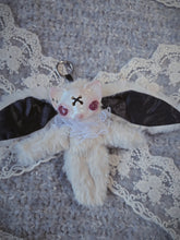 Load image into Gallery viewer, Snow Bat