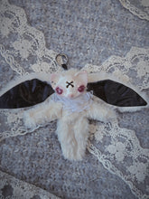 Load image into Gallery viewer, Snow Bat