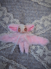 Load image into Gallery viewer, Skella-bat