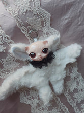 Load image into Gallery viewer, Vampire cat-bat