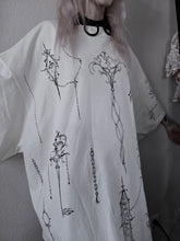 Load image into Gallery viewer, Custom Drop sleeve Tee