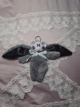Load image into Gallery viewer, Willow Bat
