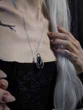 Load image into Gallery viewer, Orb Hands