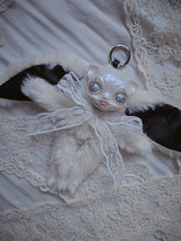 Load image into Gallery viewer, Claíra-belle