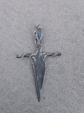 Load image into Gallery viewer, Sand Dagger