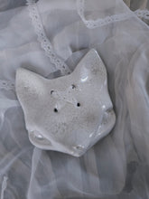 Load image into Gallery viewer, Snow Kitsune Ceramic Meep Mask