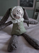 Load image into Gallery viewer, Dubai Chocolate/Pistachio Meep Plushie