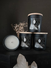 Load image into Gallery viewer, Sulky Eyed Creature