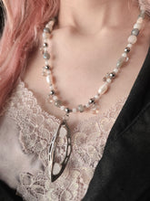 Load image into Gallery viewer, Labradorite and Clear Quartz Pod Necklace