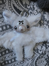 Load image into Gallery viewer, Pale Mousebat
