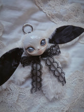 Load image into Gallery viewer, Liliya