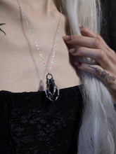 Load image into Gallery viewer, Orb Hands