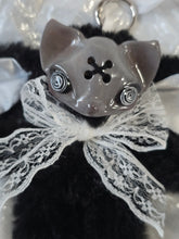 Load image into Gallery viewer, Hypnotized Batling