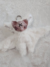 Load image into Gallery viewer, Strawberry-Bat