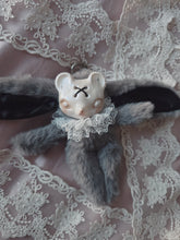 Load image into Gallery viewer, Lily of the Valley