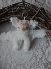 Load image into Gallery viewer, Pale Strawbeary