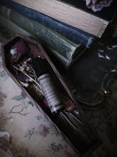 Load image into Gallery viewer, Rainy Day at the Library