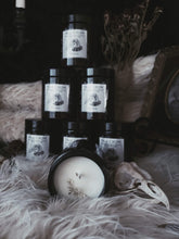 Load image into Gallery viewer, Pale Crow