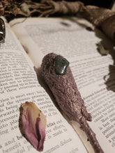 Load image into Gallery viewer, Gable Wand