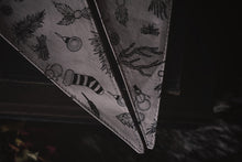 Load image into Gallery viewer, Ghosts in the Snow Collar