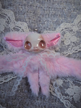 Load image into Gallery viewer, Skella-bat
