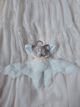 Load image into Gallery viewer, Opal-bat
