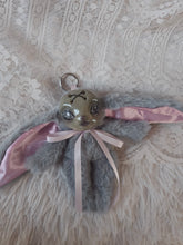 Load image into Gallery viewer, Cactus Bun Meep
