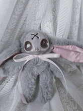 Load image into Gallery viewer, Elderberry Meep
