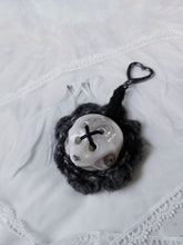 Load image into Gallery viewer, Bombastic Side Eye
