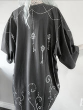 Load image into Gallery viewer, Keys Tee
