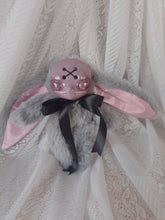 Load image into Gallery viewer, Sugar Plum Meep
