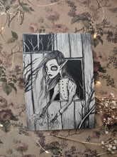 Load image into Gallery viewer, Living Vines
