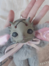 Load image into Gallery viewer, Bearded Dragon Meep
