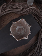 Load image into Gallery viewer, Whimsy spikes teacup
