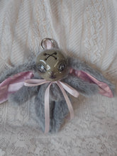 Load image into Gallery viewer, Cactus Bun Meep
