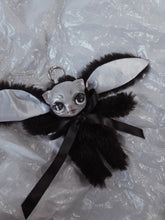 Load image into Gallery viewer, Silver Cat Meep
