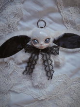 Load image into Gallery viewer, Liliya
