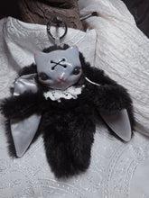 Load image into Gallery viewer, Forget Me Not Meep
