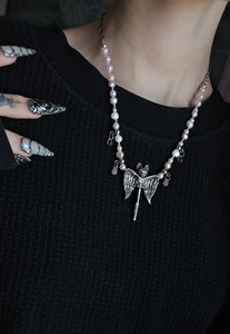 Angelbat pearl necklace