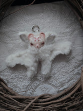 Load image into Gallery viewer, Pale Strawbeary
