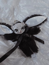 Load image into Gallery viewer, Silver Cat Meep
