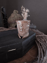 Load image into Gallery viewer, Rabbit teacup
