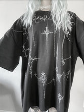 Load image into Gallery viewer, Keys Tee
