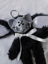 Load image into Gallery viewer, Phantom Bat Meep
